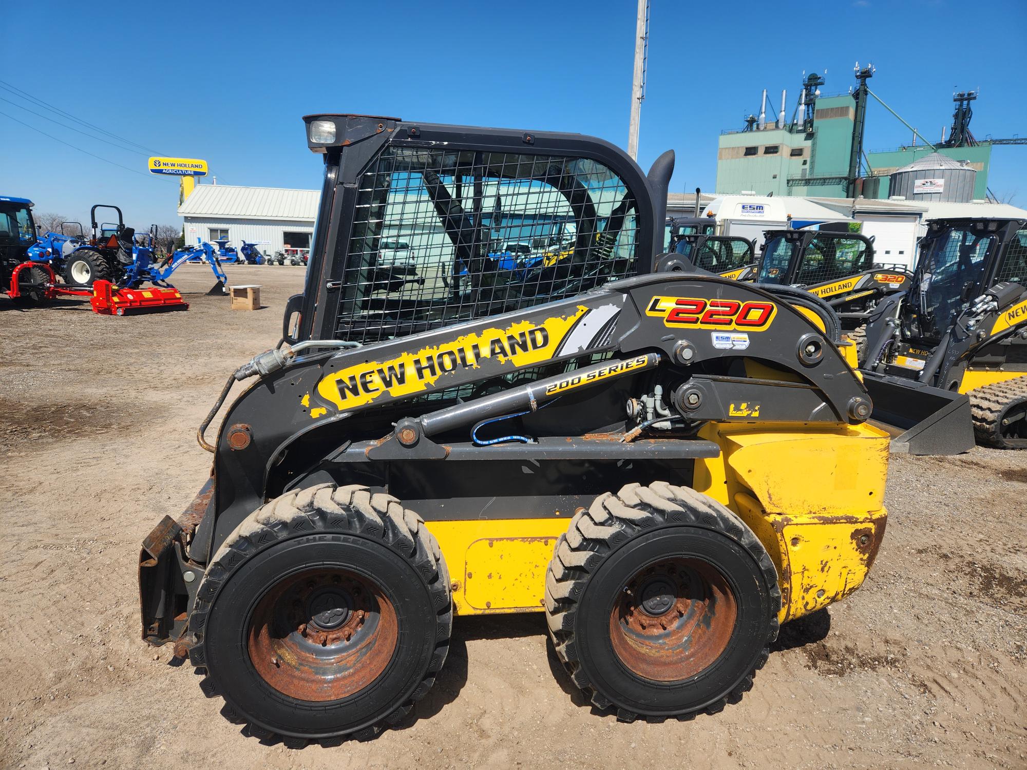 2018 New Holland L220