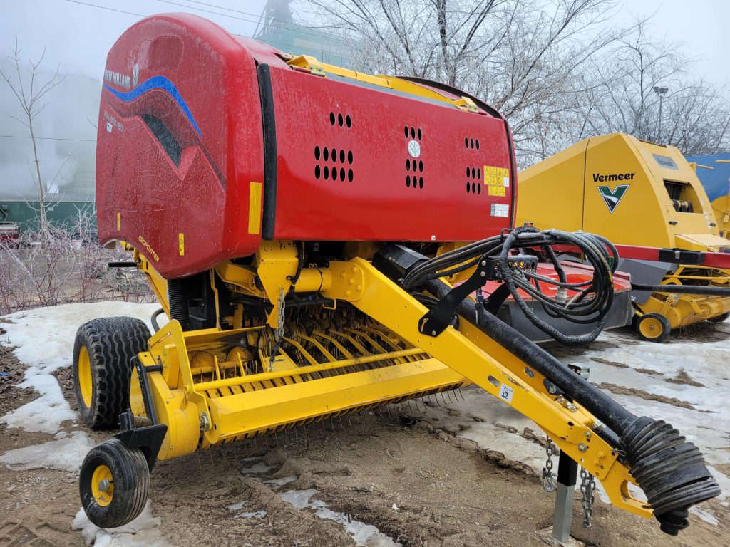 2022 New Holland RB450