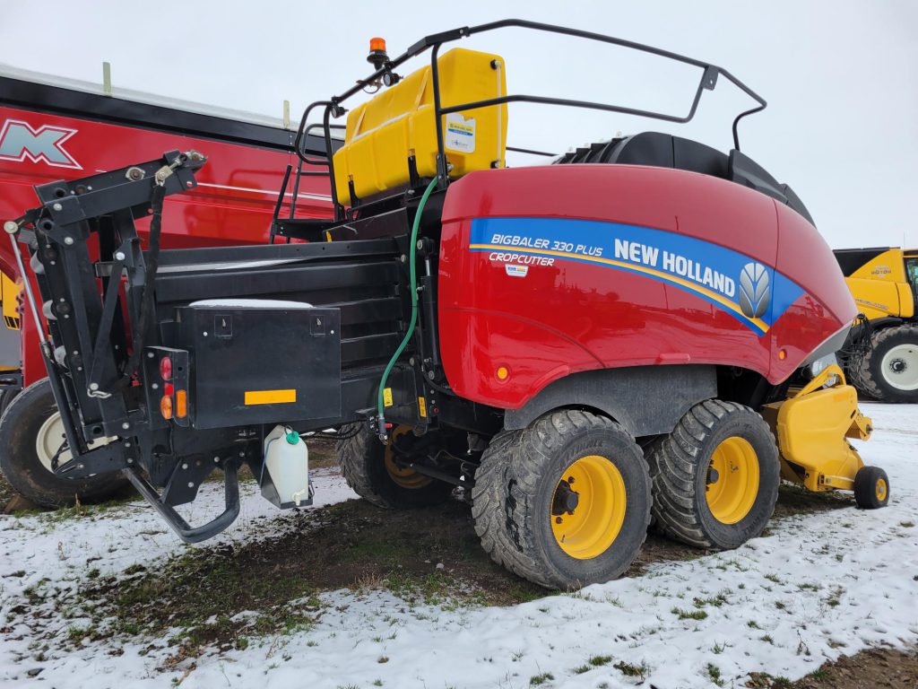 2019 New Holland BB330R Plus