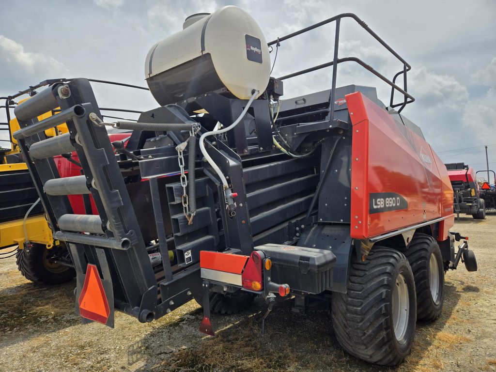 2015 Kuhn LSB890D