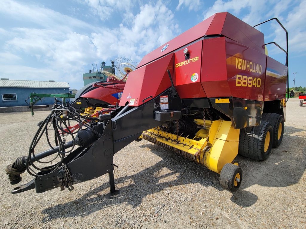 2003 New Holland BB940