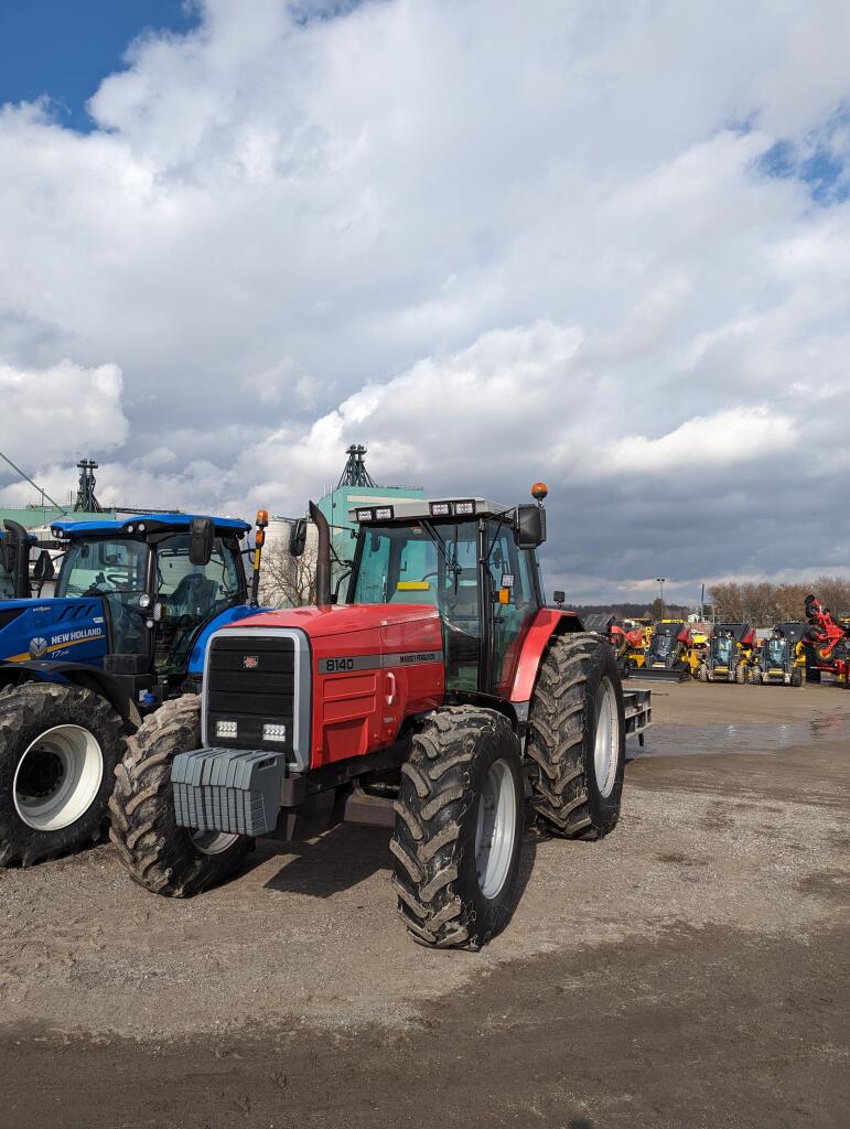 1996 Massey Ferguson 8140