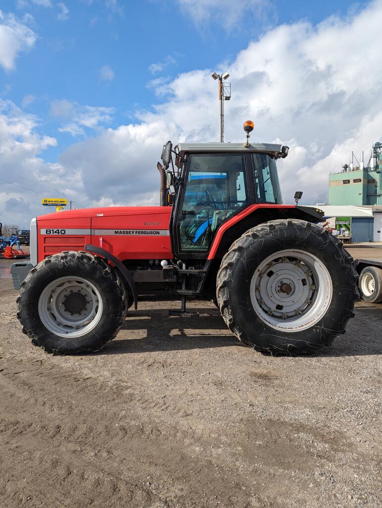 1996 Massey Ferguson 8140