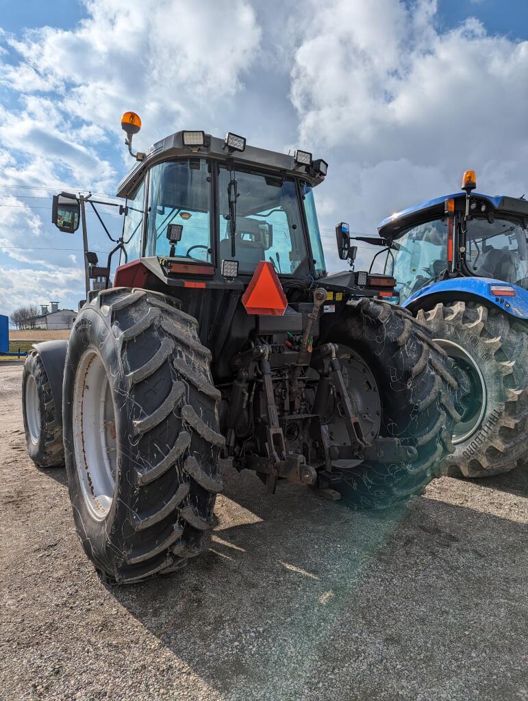 1996 Massey Ferguson 8140