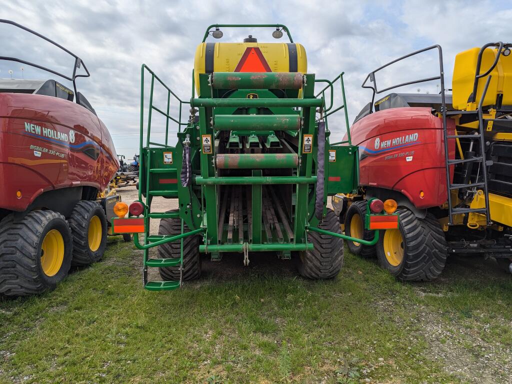 2018 John Deere L331