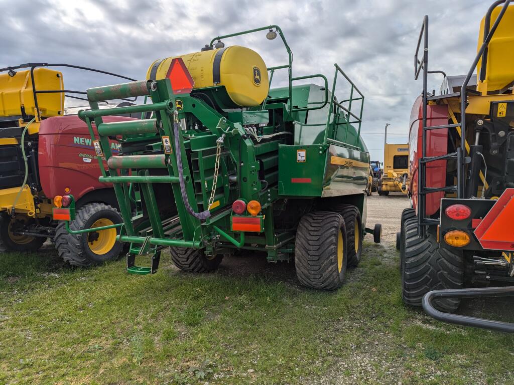 2018 John Deere L331