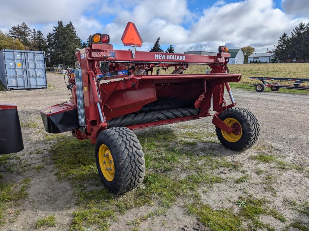 2022 New Holland 310