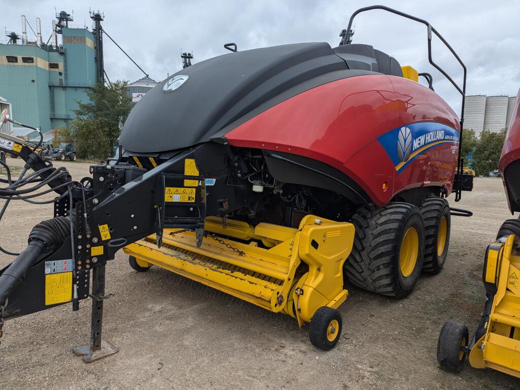 2019 New Holland BB340R