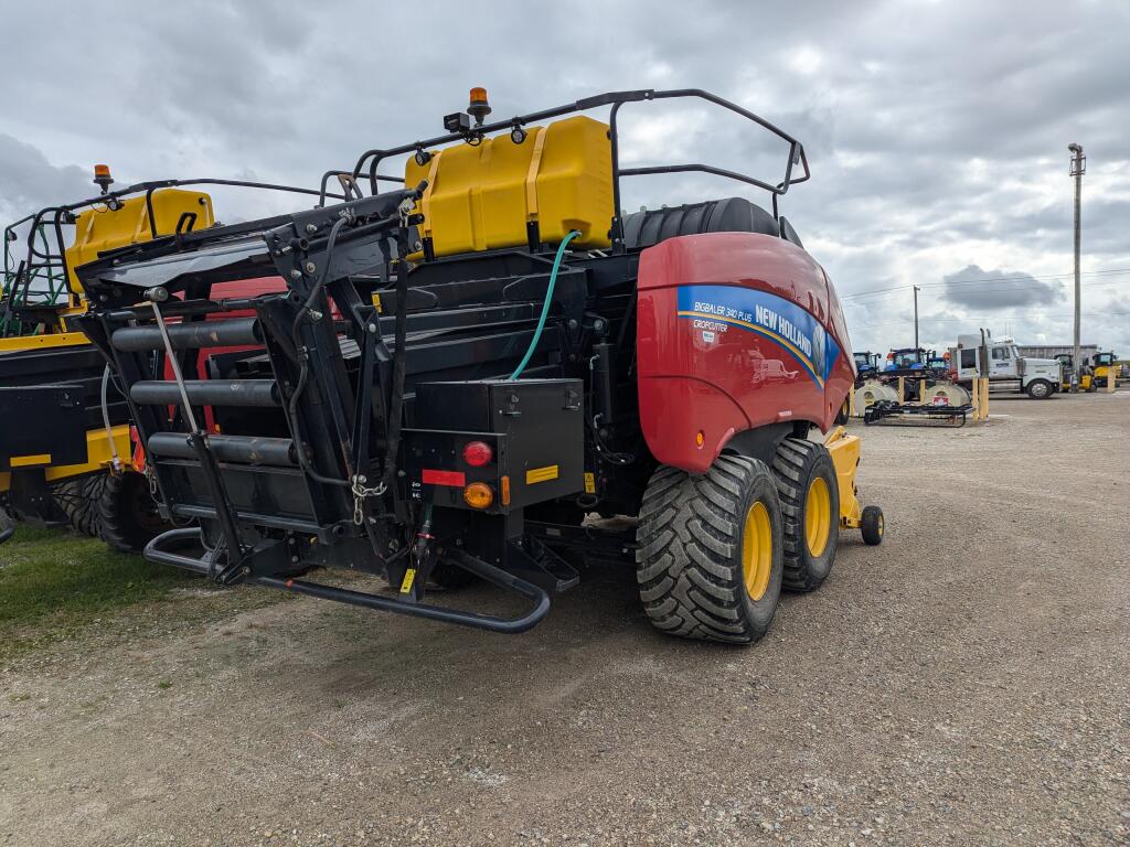 2019 New Holland BB340R