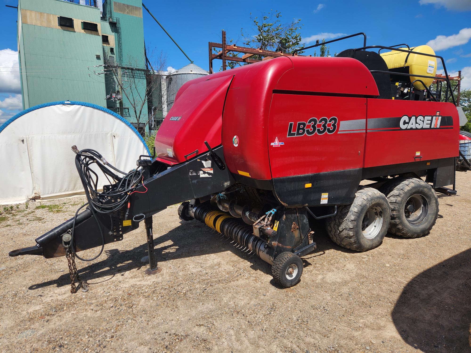 2011 Case IH LB333