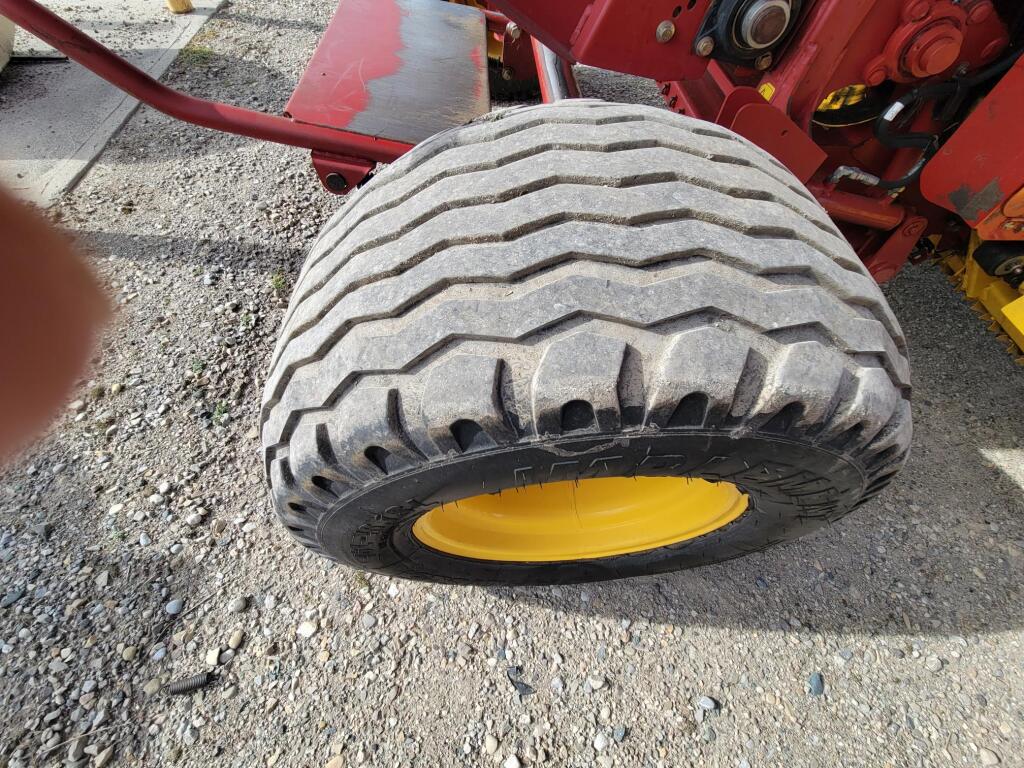 2020 New Holland RB450