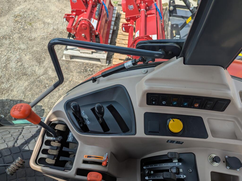 2021 Kubota M7060