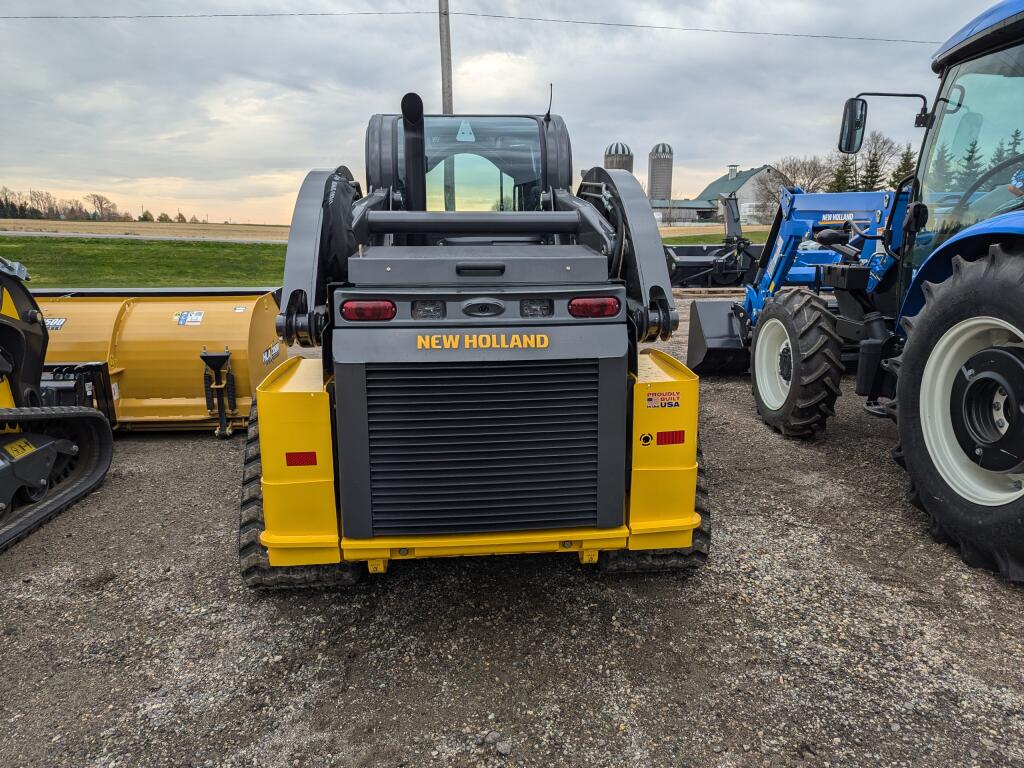 2024 New Holland C332