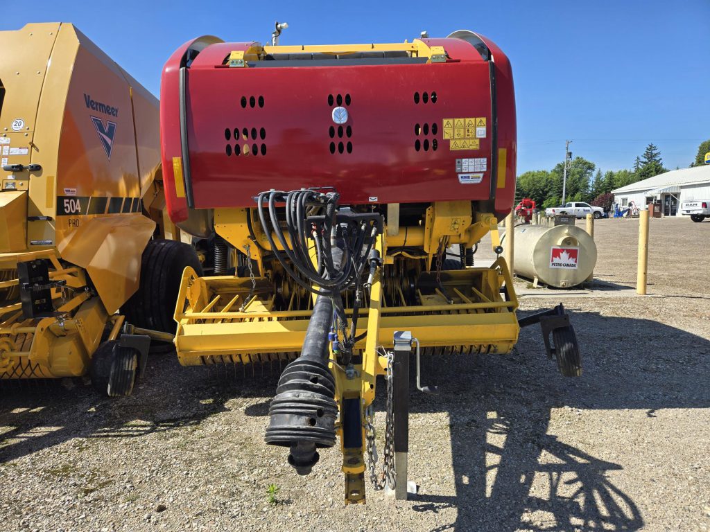 2022 New Holland RB450