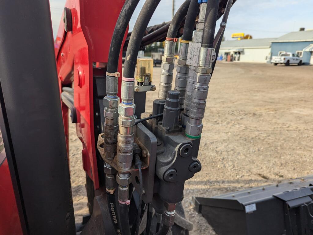 2020 Massey Ferguson 4710