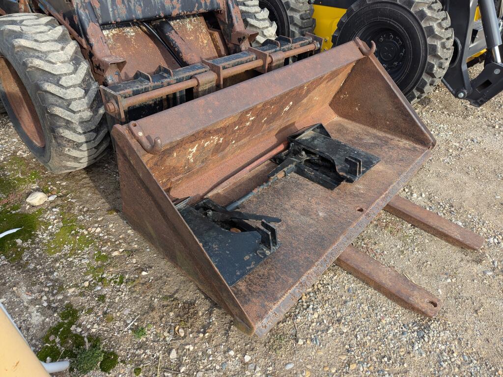 1990 New Holland L555