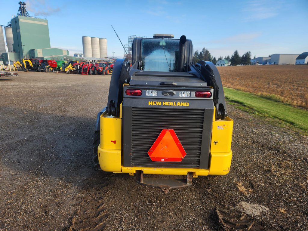 2023 New Holland L334