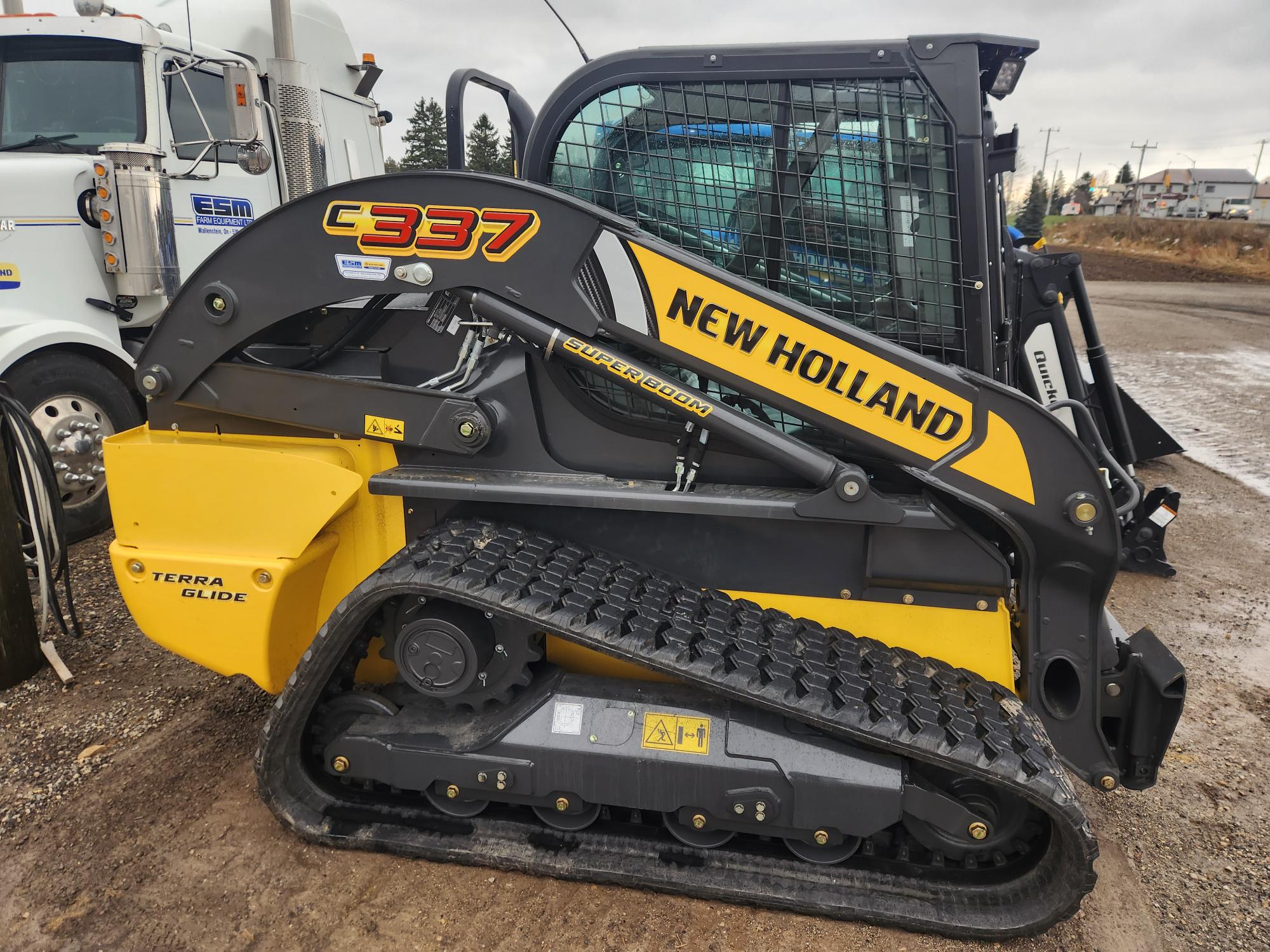 2024 New Holland C337