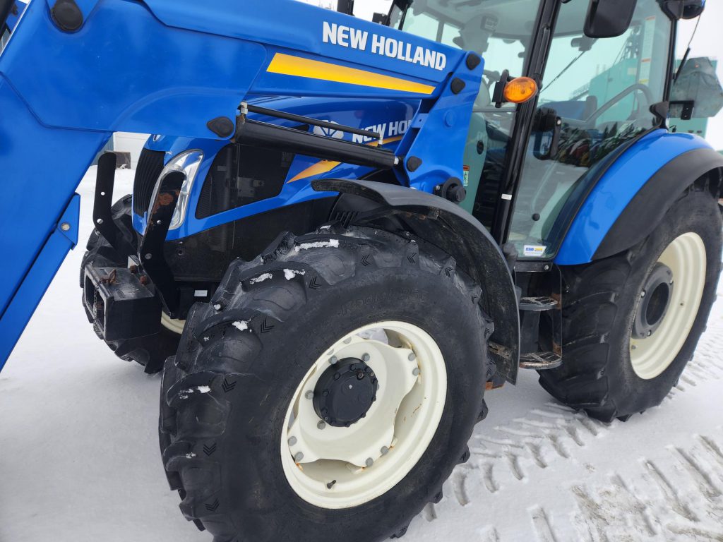 2014 New Holland T4.95