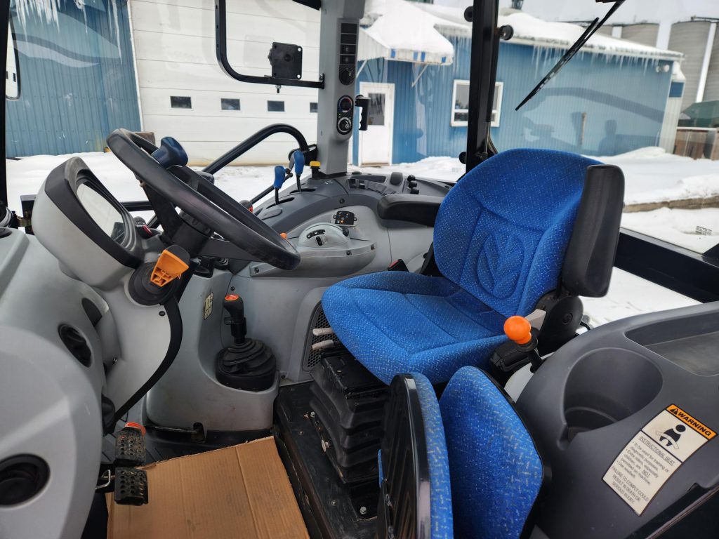 2014 New Holland T4.95