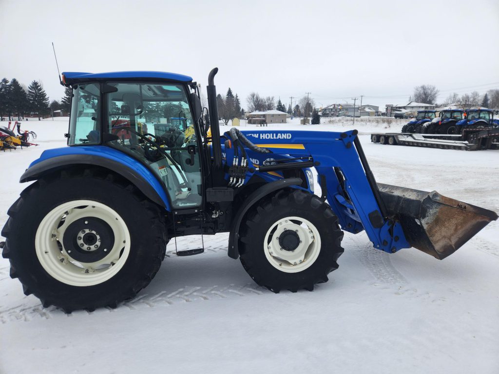 2014 New Holland T4.95