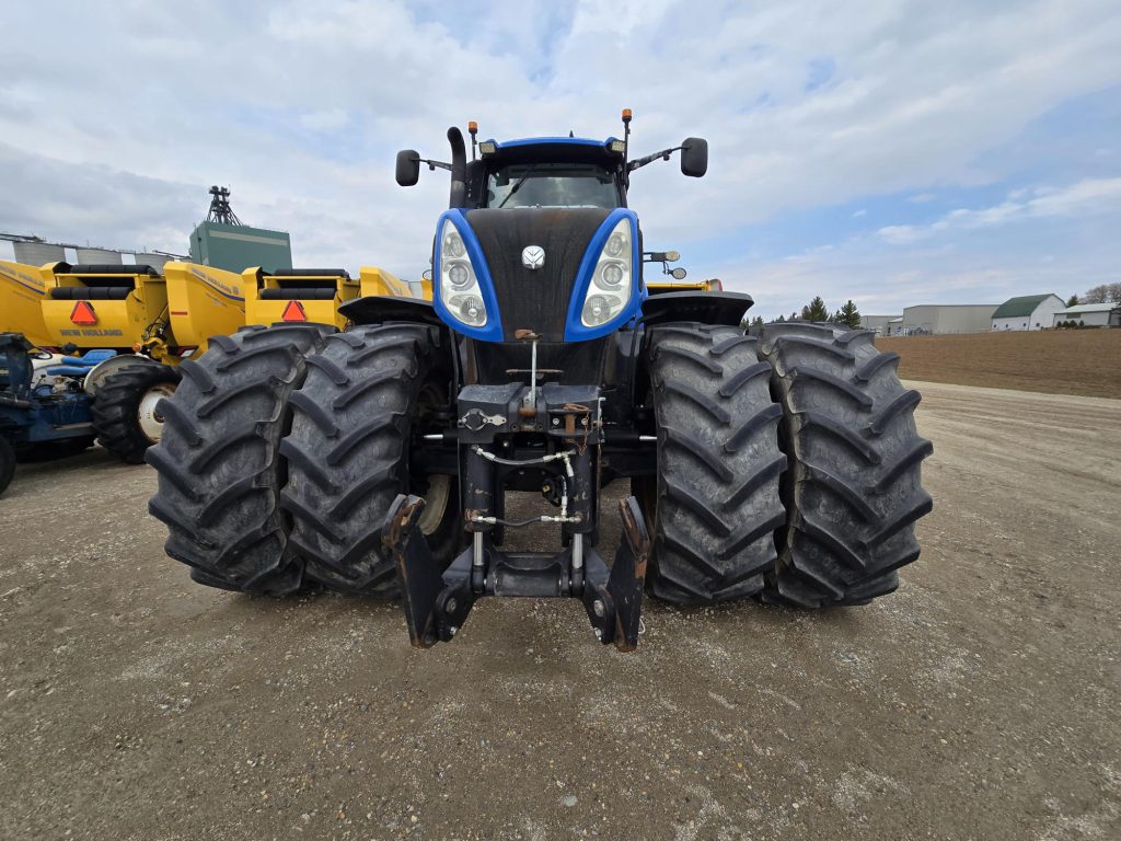 2014 New Holland T8.420