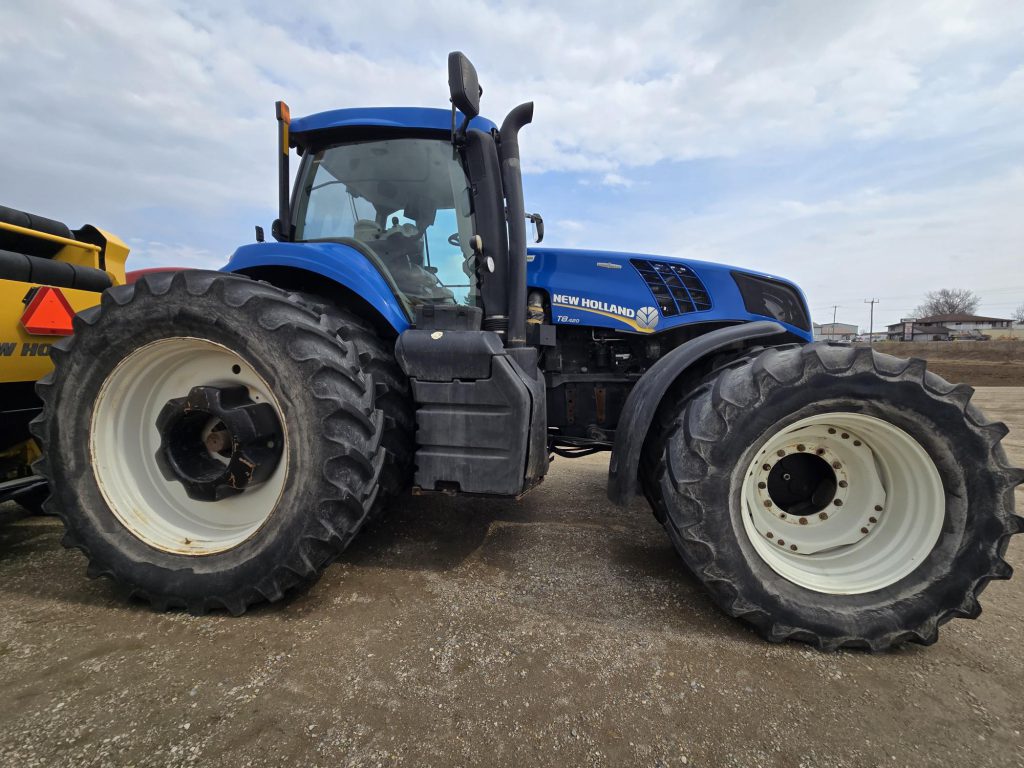 2014 New Holland T8.420