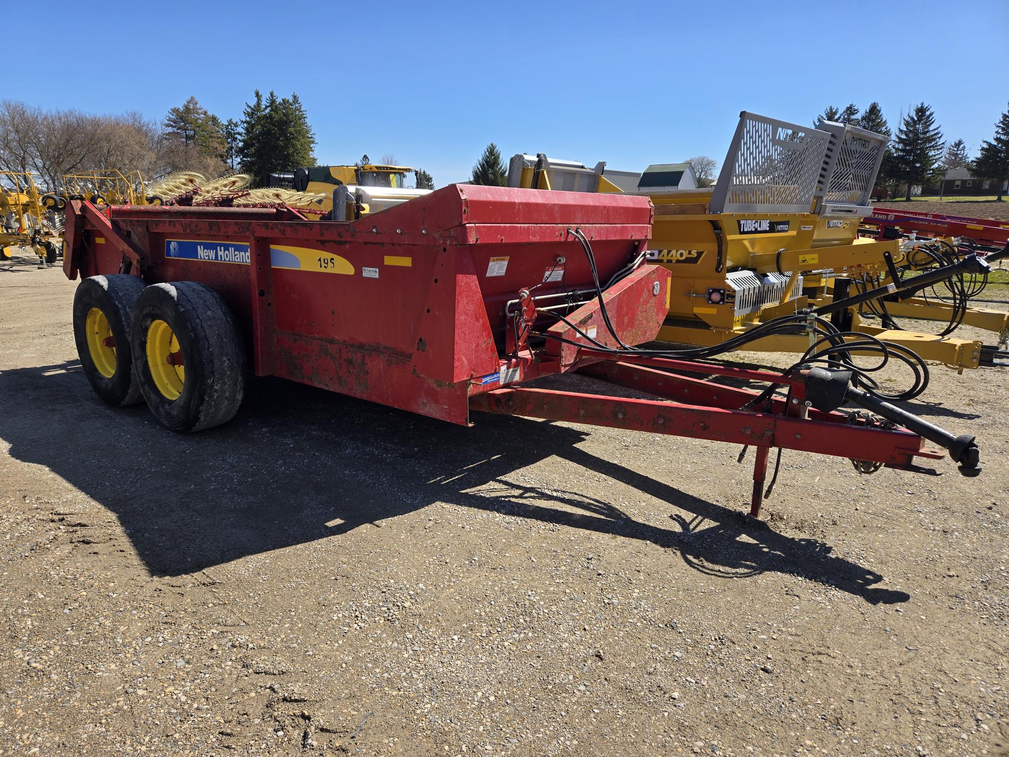 2016 New Holland 195