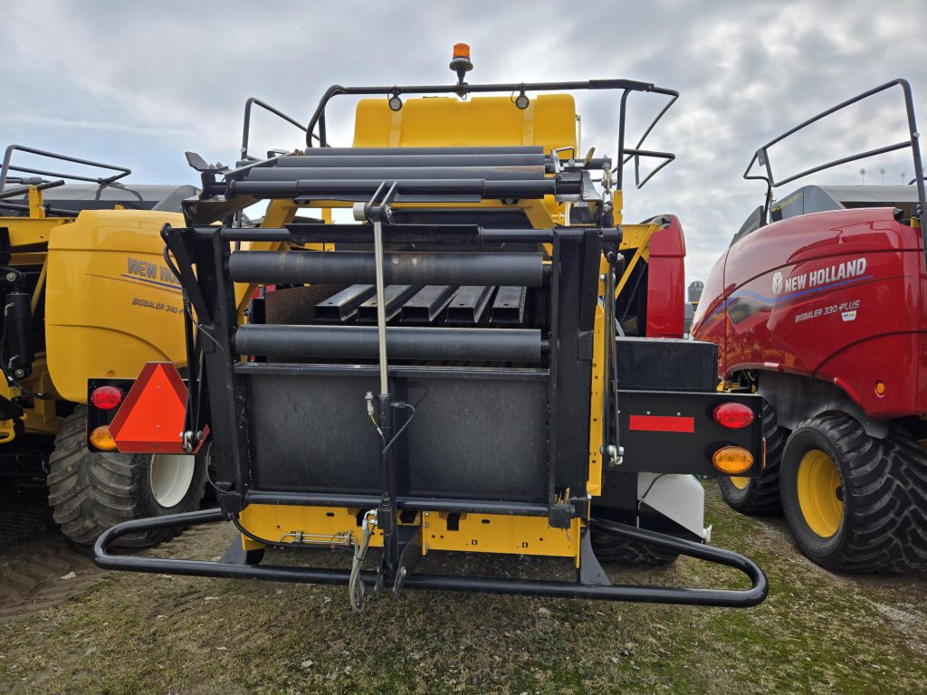2023 New Holland BB340R Plus
