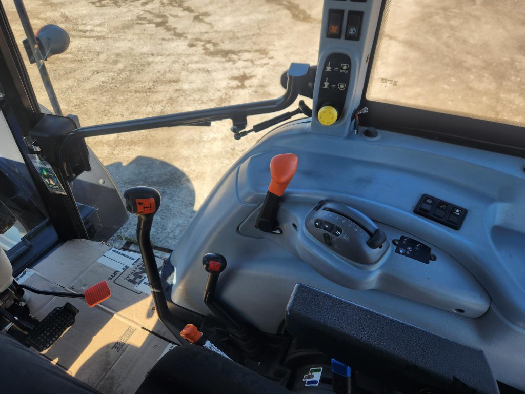 2011 New Holland T5070