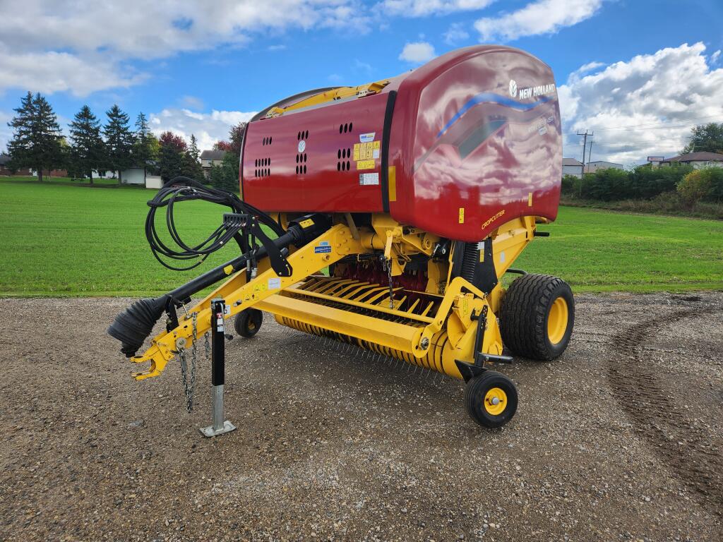 2022 New Holland RB450