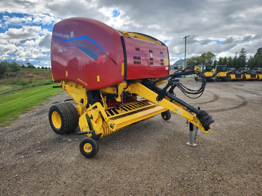 2022 New Holland RB450