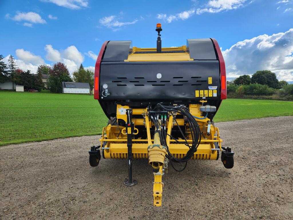 2023 New Holland Pro Belt 450