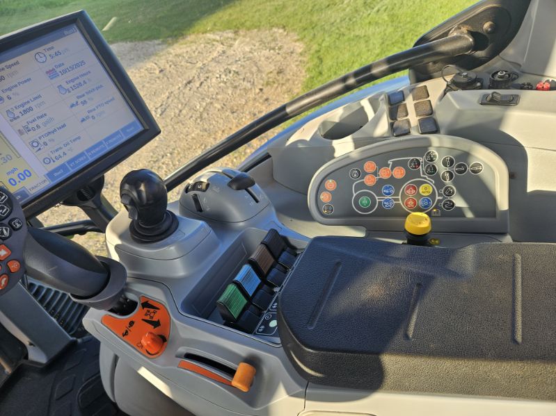 2018 Ford New Holland T6.180