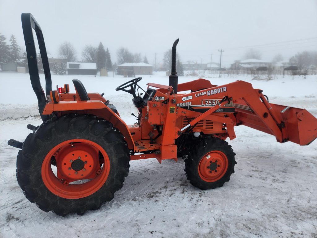 1986 Kubota L2550