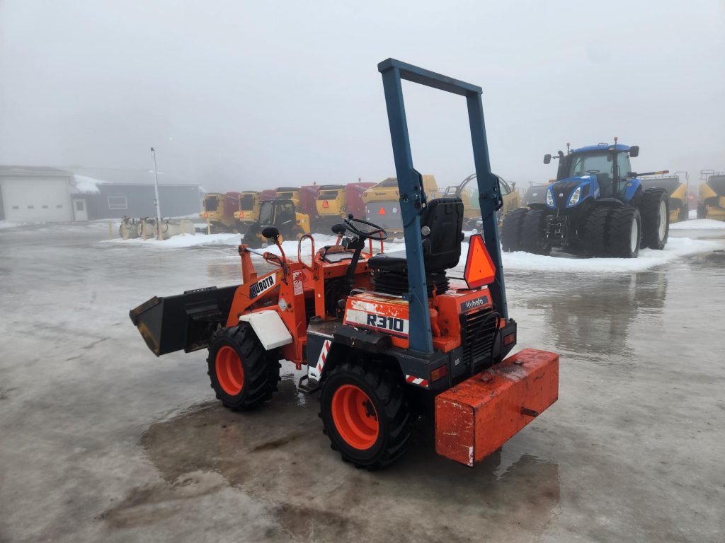 2007 Kubota R310