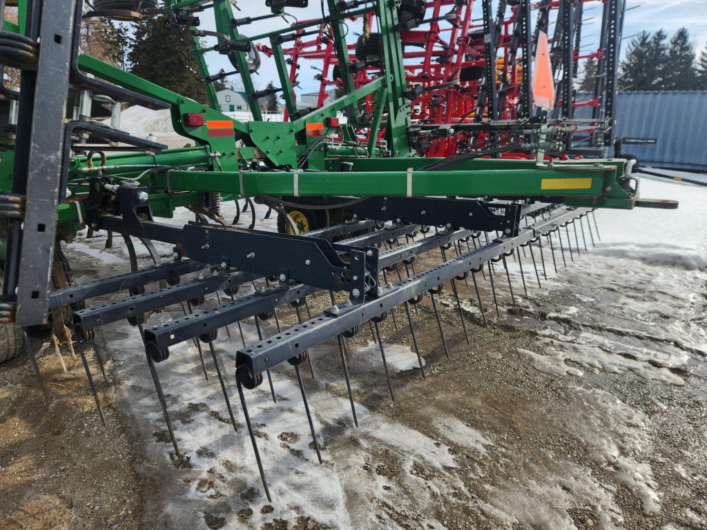 2014 John Deere 2210