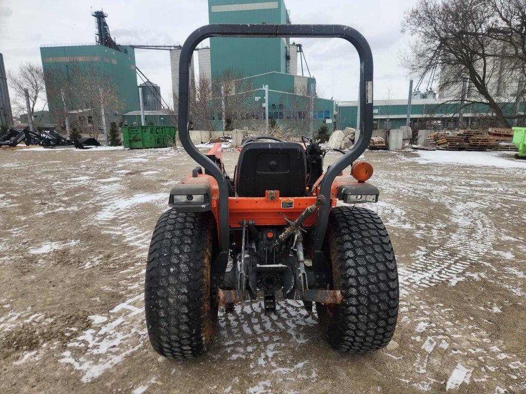 2000 Kubota l3010