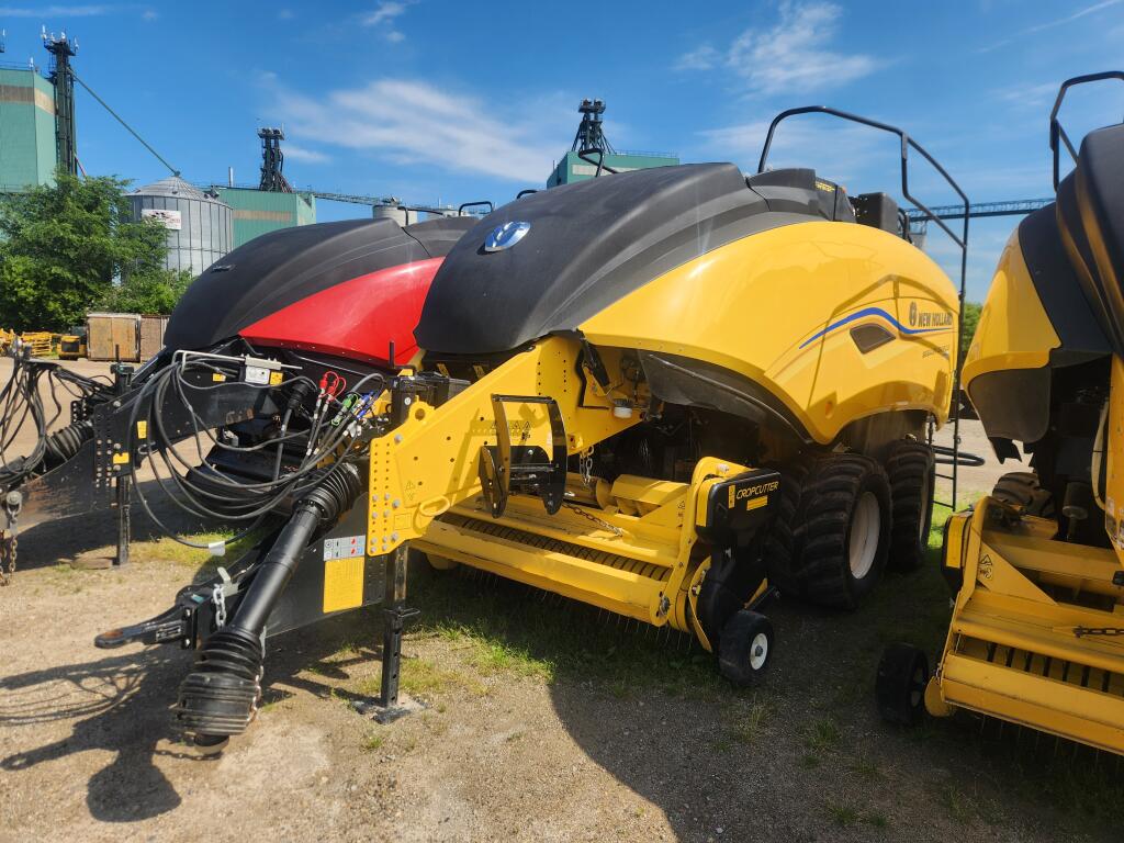 2024 New Holland BB330R Plus