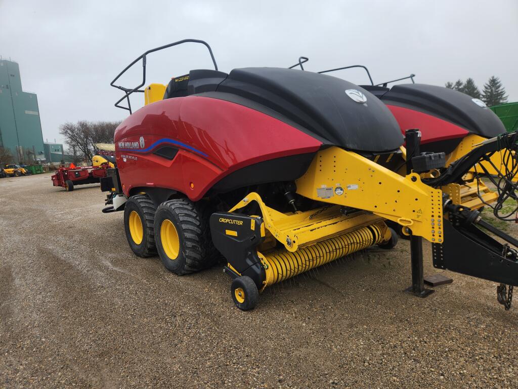 2022 New Holland BB340R Plus