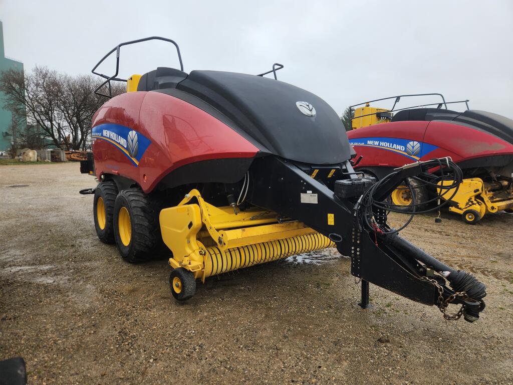 2021 New Holland BB340R Plus