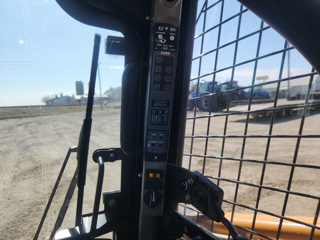 2016 Case SV250