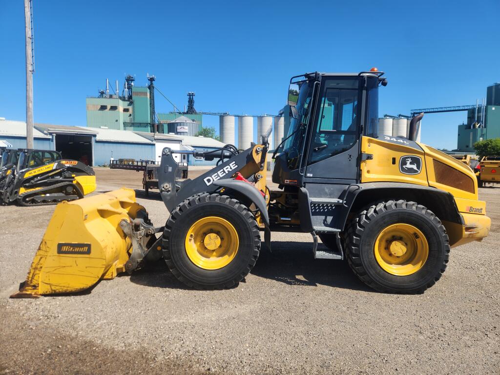 2021 John Deere 344L