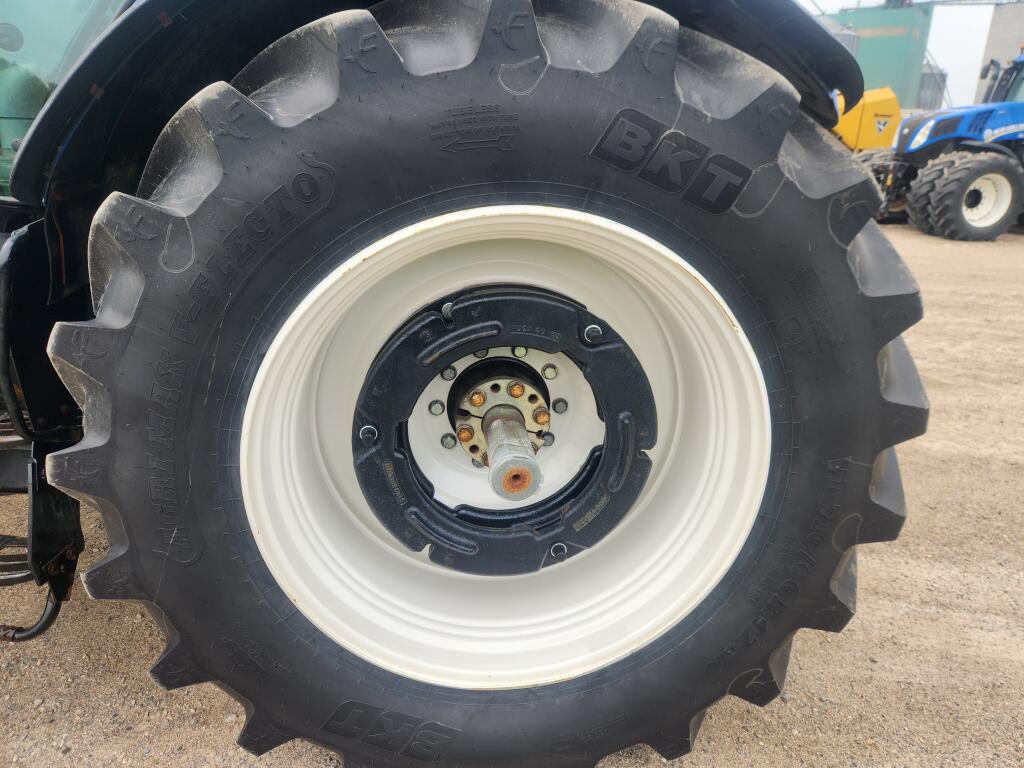 2017 New Holland t7.230
